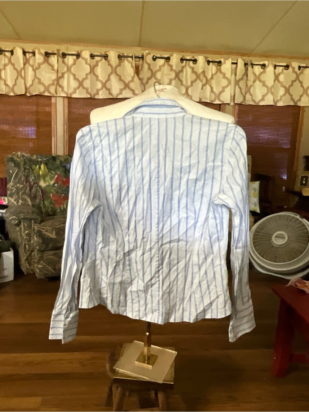 Bamboo medium LS button up - Picture 5 of 5